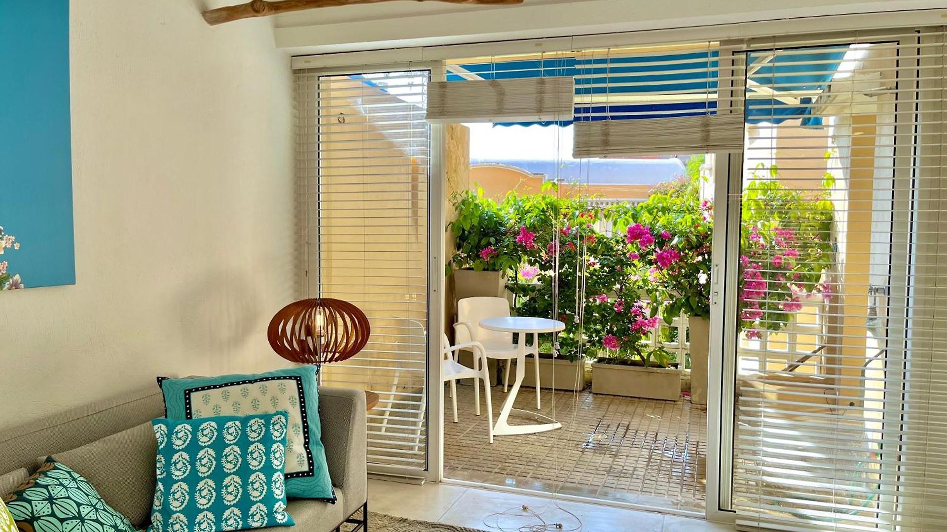 By Calamari Homes - Parque Centenario Casa 206 Walled * Cartagena