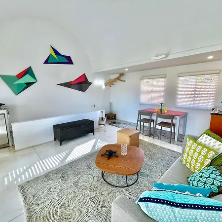 Apartment By Calamari Homes - Parque Centenario Casa 206 Walled Cartagena