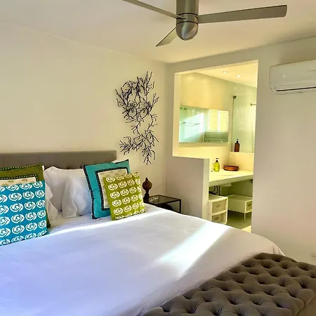 By Calamari Homes - Parque Centenario Casa 206 Walled * Cartagena