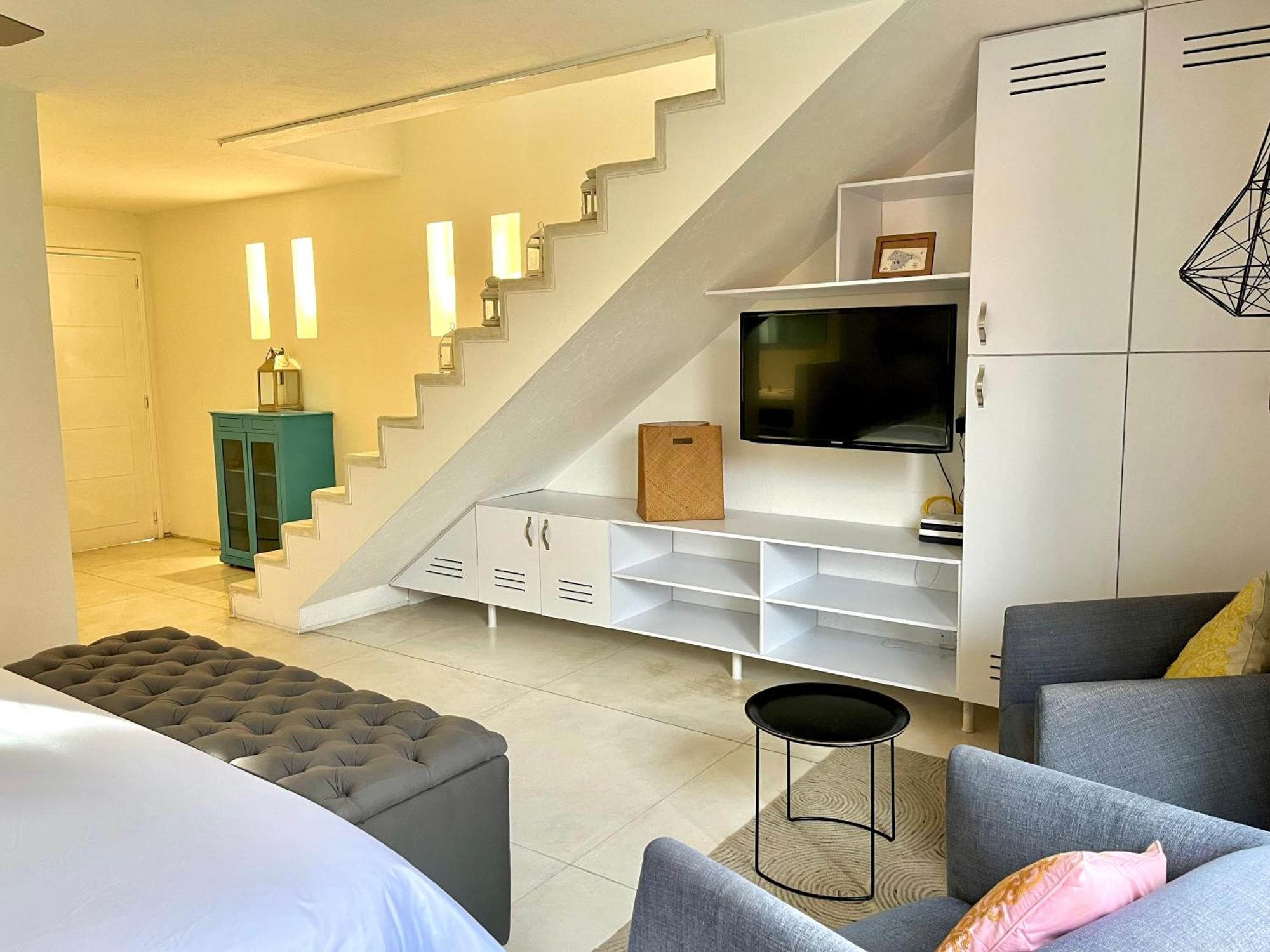 By Calamari Homes - Parque Centenario Casa 206 Walled